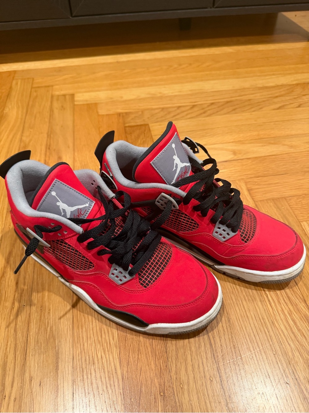 Air Jordan 4 Retro “Toro”